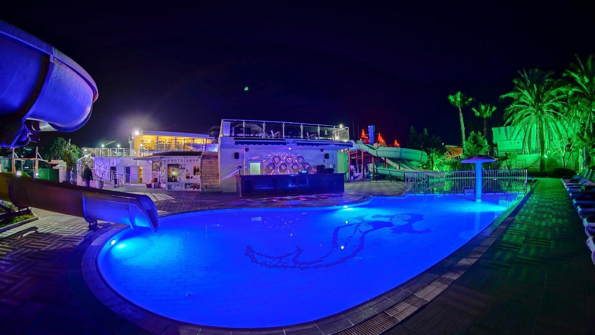 Clover Magic Seagate Belek Hotel Antalya Bagian luar foto